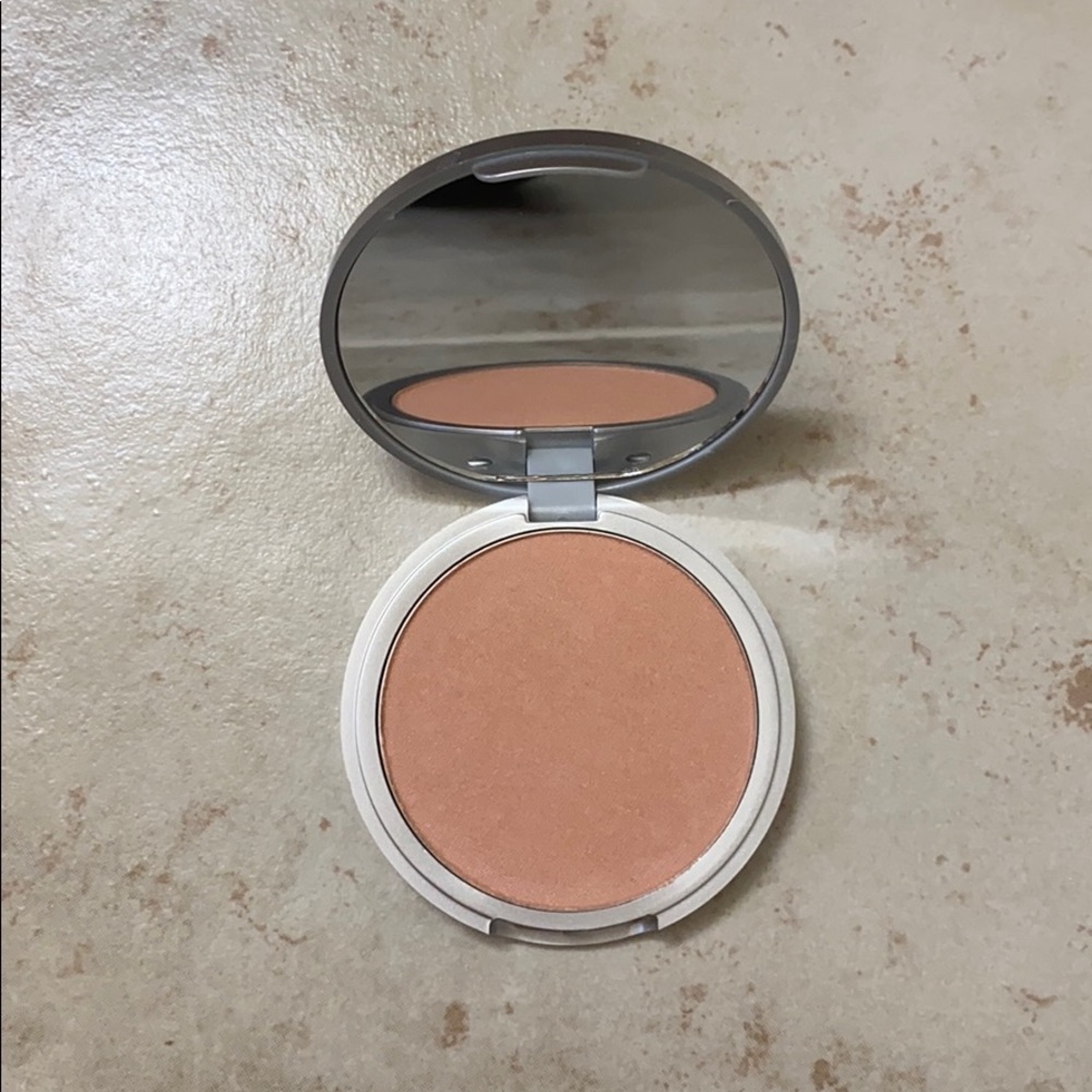 The Balm Cosmetics - Picture 8 of 8